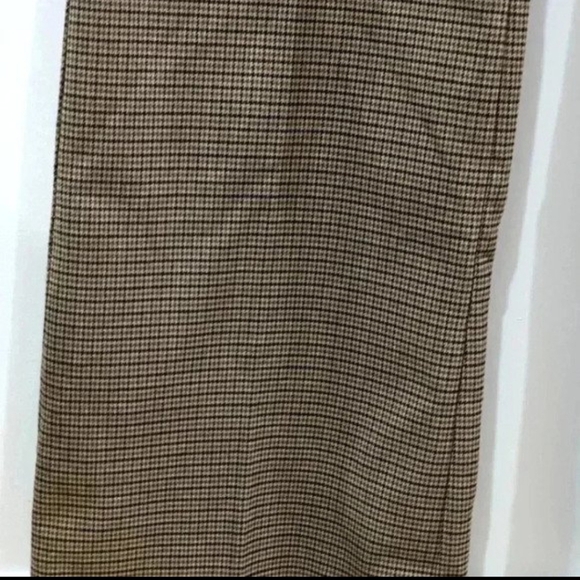 H&M | Women's  Taupe/Black Checkered Woven High-Waisted Flare Pants - Picture 5 of 7